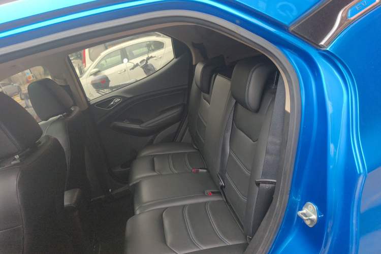 Used BYD Yuan New Energy 2018 EV360 Smart Connect Cool Edition Left Rear Seat
