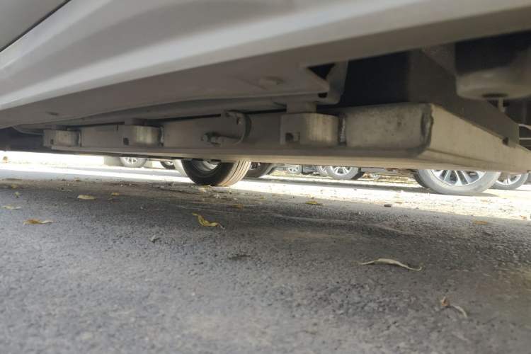 Used BYD Yuan New Energy 2018 EV360 Smart Connect Cool Edition Left Side Sill
