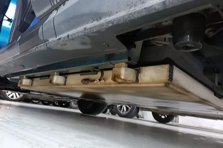 Used BYD Yuan New Energy 2018 EV360 Smart Connect Cool Edition Left Side Sill