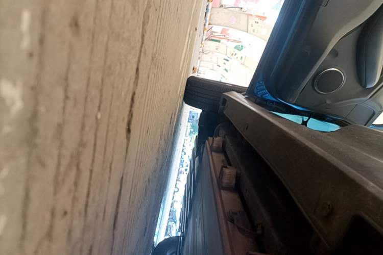 Used BYD Yuan New Energy 2018 EV360 Smart Connect Cool Edition Left Side Sill