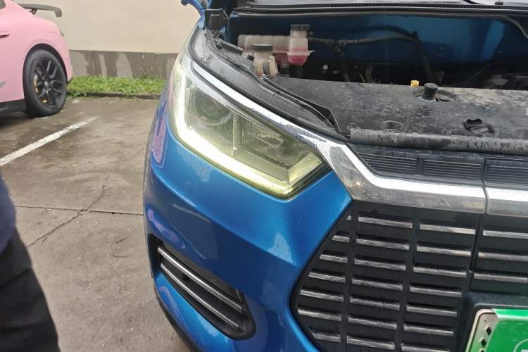 Used BYD Yuan New Energy 2018 EV360 Smart Connect Cool Edition Right Front Headlight