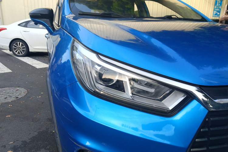 Used BYD Yuan New Energy 2018 EV360 Smart Connect Cool Edition Right Front Headlight