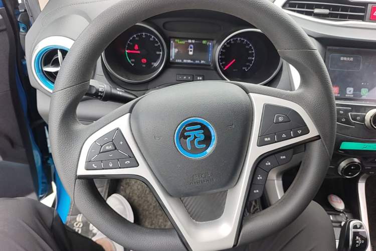 Used BYD Yuan New Energy 2018 EV360 Smart Connect Cool Edition Steering Wheel