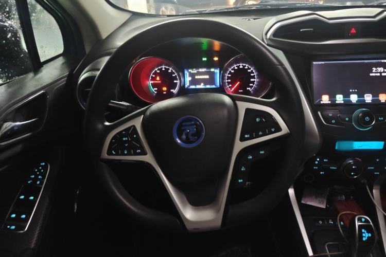 Used BYD Yuan New Energy 2018 EV360 Smart Connected Cool Model Steering Wheel