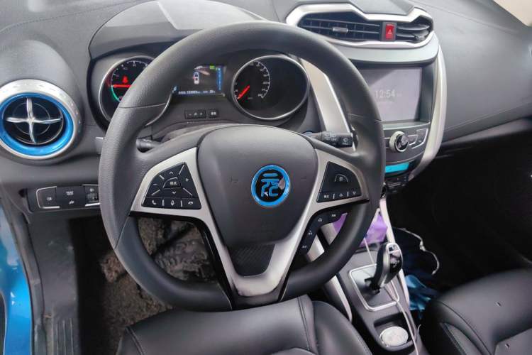 Used BYD Yuan New Energy 2018 EV360 Smart Connect Cool Edition Steering Wheel