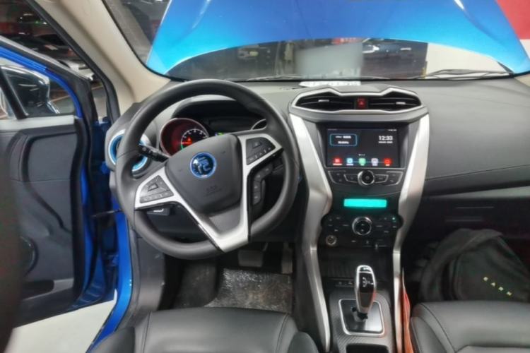 Used BYD Yuan New Energy 2018 EV360 Smart Connected Cool Model Steering Wheel