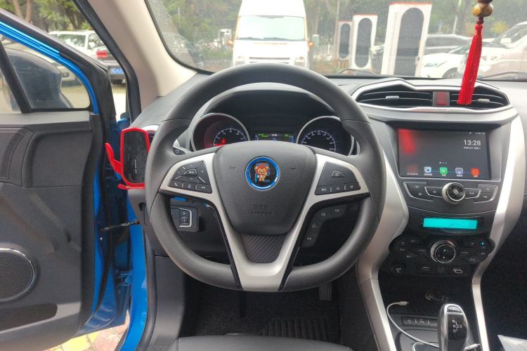 Used BYD Yuan New Energy 2018 EV360 Smart Connect Cool Edition Steering Wheel