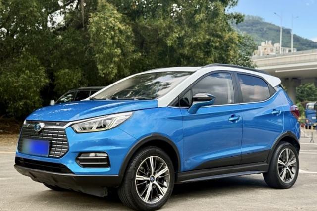 Used BYD Yuan New Energy 2018 EV360 Smart Connected Cool Model