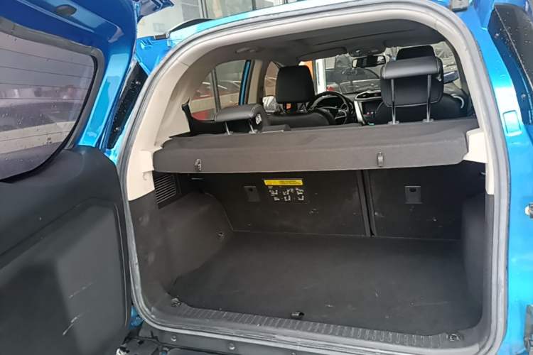 Used BYD Yuan New Energy 2018 EV360 Smart Connect Cool Edition Trunk