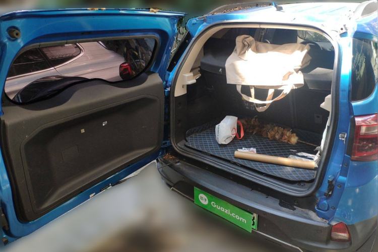 Used BYD Yuan New Energy 2018 EV360 Smart Connect Cool Edition Trunk