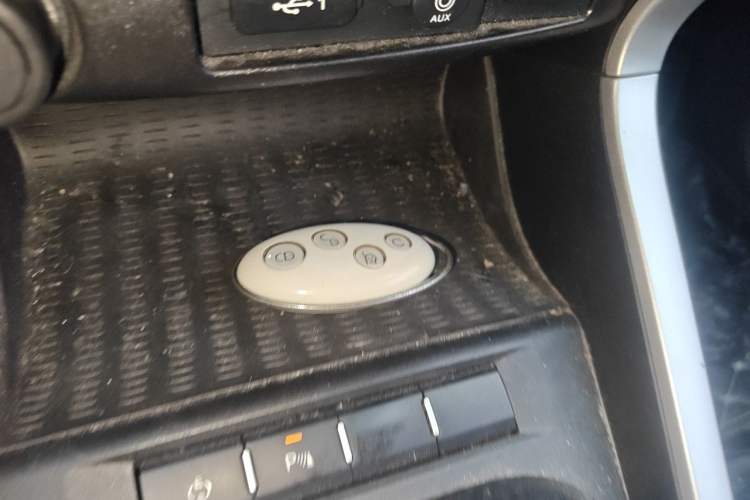Used BYD Yuan New Energy 2018 EV360 Smart Connect Cool Edition Vehicle Key