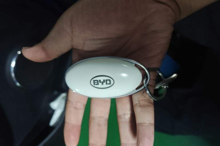 Used BYD Yuan New Energy 2018 EV360 Smart Connected Cool Model Vehicle Key