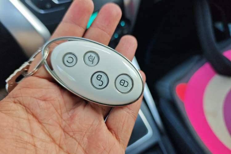 Used BYD Yuan New Energy 2018 EV360 Smart Connect Cool Edition Vehicle Key