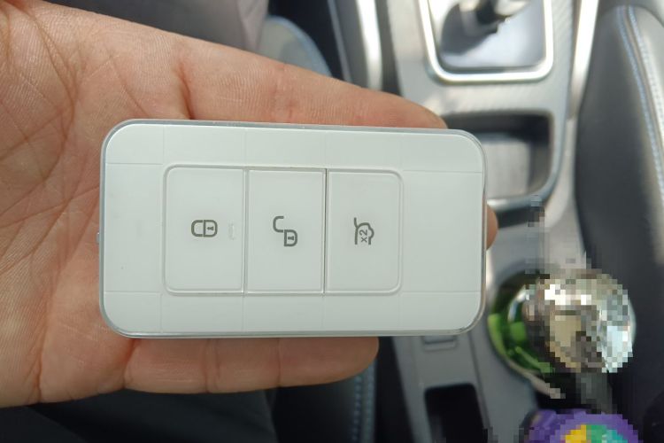 Used BYD Yuan New Energy 2018 EV360 Smart Connected Cool Model Vehicle Key