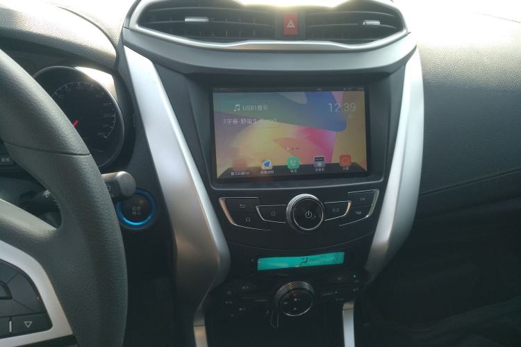 Used BYD Yuan New Energy 2018 EV360 Smart Connect Cool Edition Audio And AC Panel