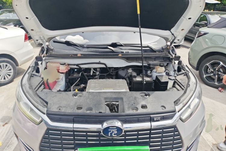 Used BYD Yuan New Energy 2018 EV360 Smart Connect Cool Edition Engine Bay