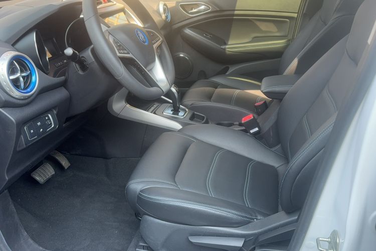 Used BYD Yuan New Energy 2018 EV360 Smart Connect Cool Edition Interior 2
