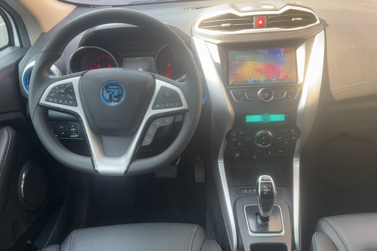 Used BYD Yuan New Energy 2018 EV360 Smart Connect Cool Edition Interior 5