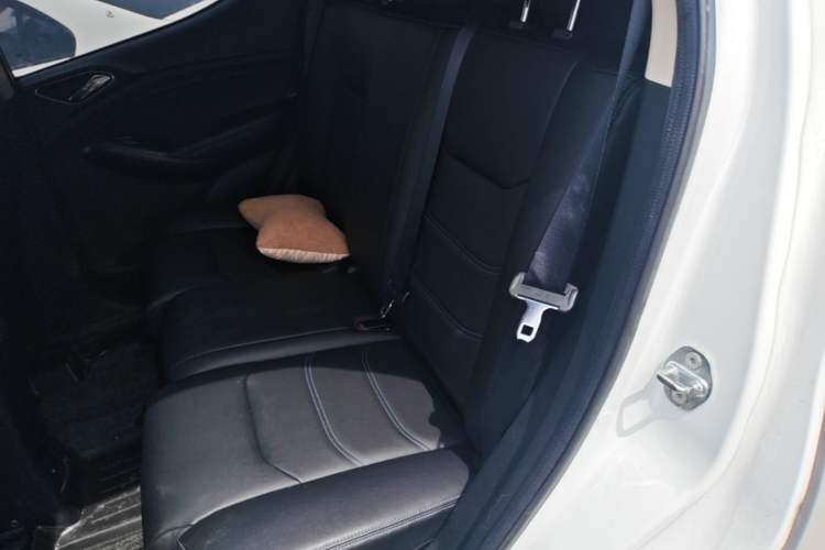 Used BYD Yuan New Energy 2018 EV360 Smart Connect Cool Edition Left Rear Seat