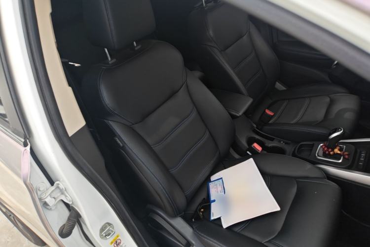 Used BYD Yuan New Energy 2018 EV360 Smart Connect Cool Edition Right Front Seat