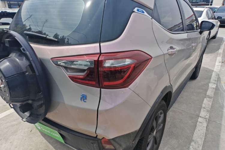 Used BYD Yuan New Energy 2018 EV360 Smart Connect Cool Edition Right Rear Taillight