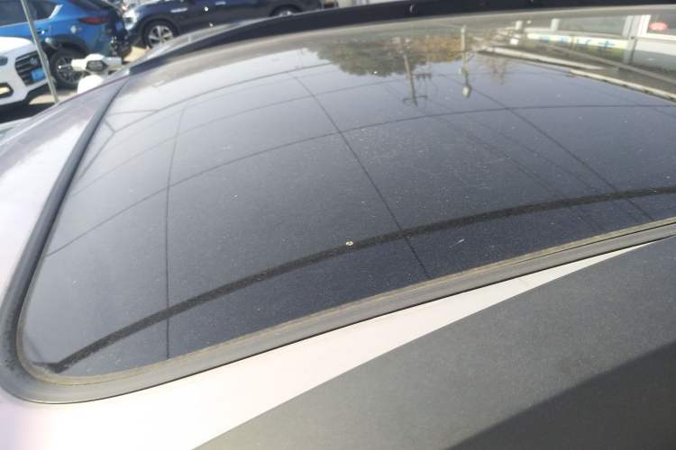 Used BYD Yuan New Energy 2018 EV360 Smart Connect Cool Edition Roof