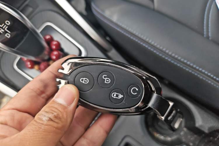 Used BYD Yuan New Energy 2018 EV360 Smart Connect Cool Edition Vehicle Key