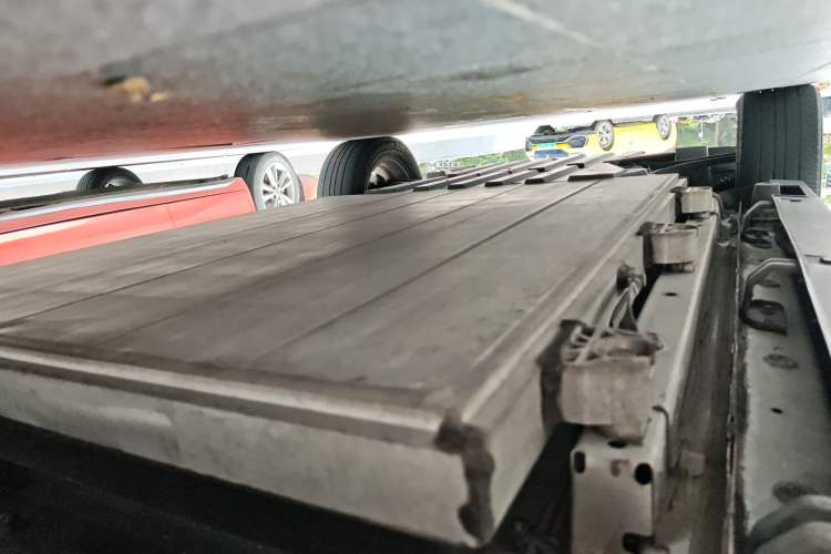Used BYD Yuan New Energy 2018 EV360 Smart Connect Cool Edition Chassis Rear Left