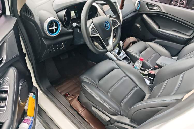 Used BYD Yuan New Energy 2018 EV360 Smart Connect Cool Edition Driver Seat