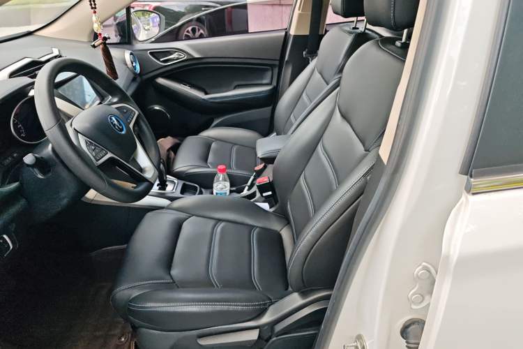 Used BYD Yuan New Energy 2018 EV360 Smart Connect Cool Edition Left Front Seat