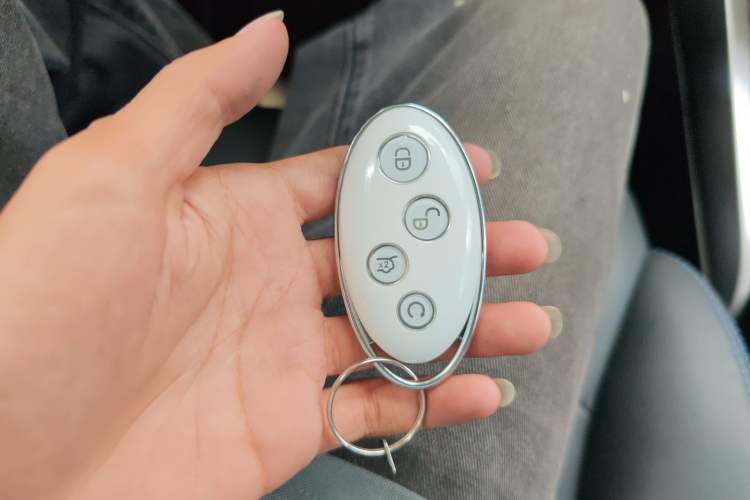Used BYD Yuan New Energy 2018 EV360 Smart Connect Cool Edition Vehicle Key