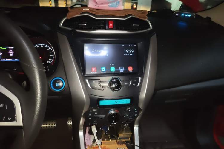 Used BYD Yuan New Energy 2018 EV360 Smart Connect Cool Edition Audio And AC Panel