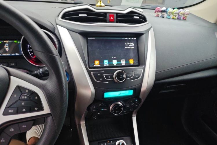 Used BYD Yuan New Energy 2018 EV360 Smart Connect Cool Edition Audio And AC Panel