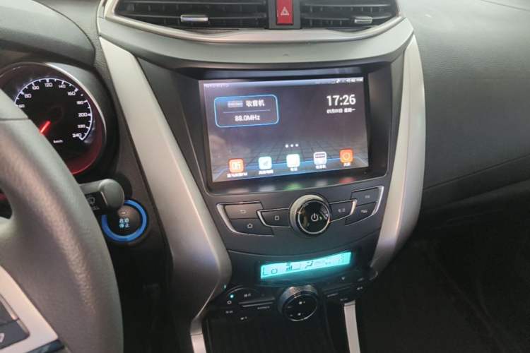 Used BYD Yuan New Energy 2018 EV360 Smart Connect Cool Edition Audio And AC Panel