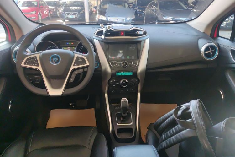 Used BYD Yuan New Energy 2018 EV360 Smart Connect Cool Edition Center Console