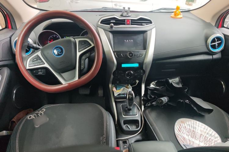 Used BYD Yuan New Energy 2018 EV360 Smart Connect Cool Edition Center Console