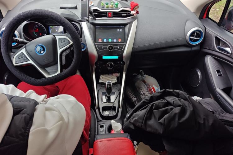 Used BYD Yuan New Energy 2018 EV360 Smart Connect Cool Edition Center Console