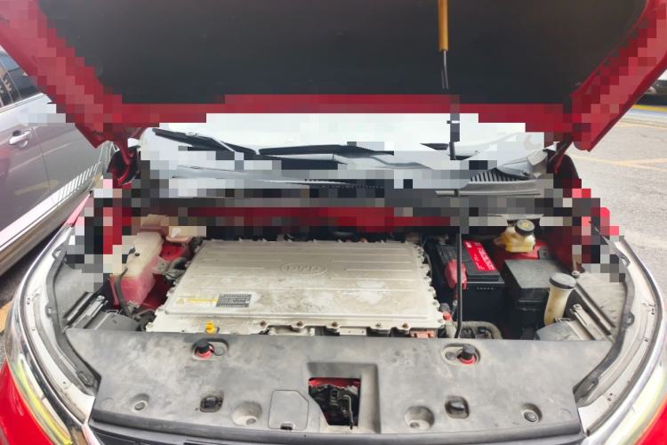 Used BYD Yuan New Energy 2018 EV360 Smart Connected Cool Model Engine Bay