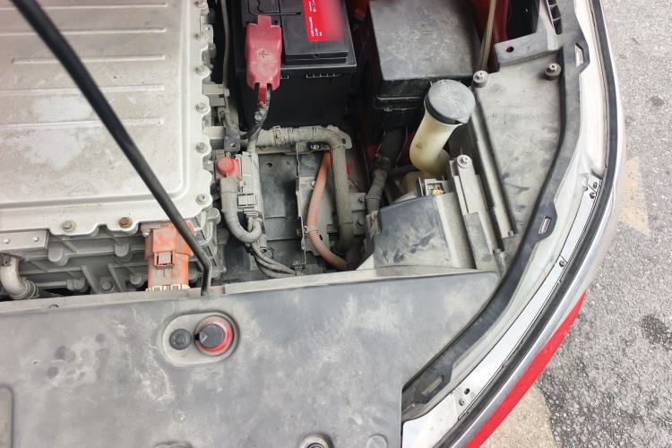 Used BYD Yuan New Energy 2018 EV360 Smart Connected Cool Model Engine Bay Left