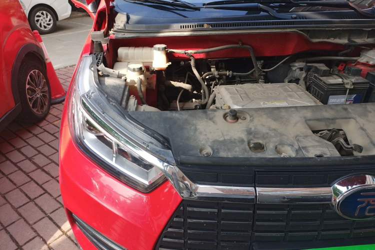 Used BYD Yuan New Energy 2018 EV360 Smart Connect Cool Edition Engine Bay Right
