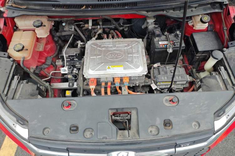 Used BYD Yuan New Energy 2018 EV360 Smart Connect Cool Edition Engine Bay