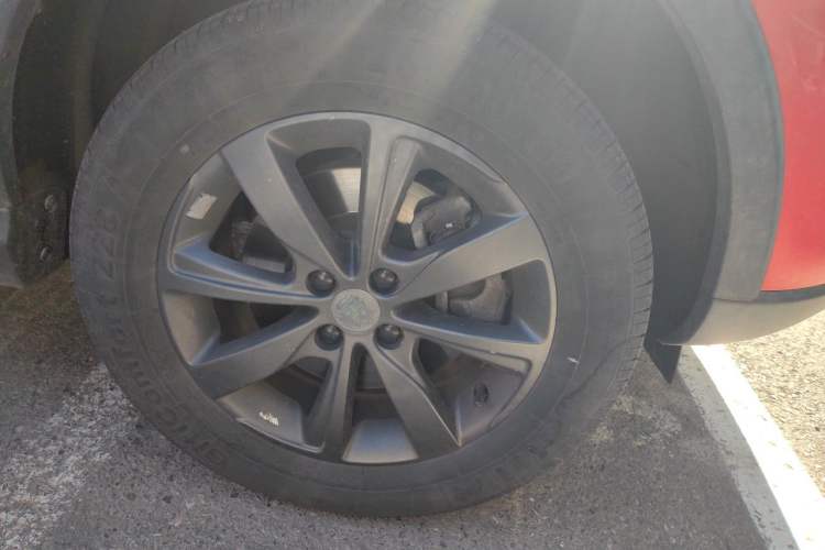 Used BYD Yuan New Energy 2018 EV360 Smart Connect Cool Edition Exterior 1