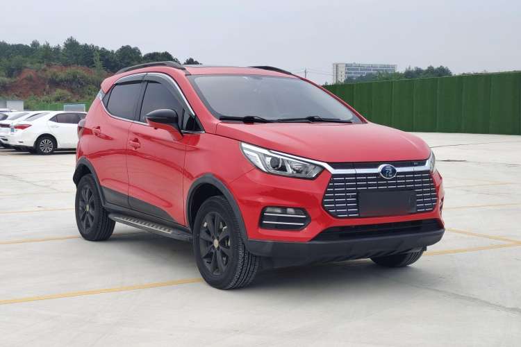 Used BYD Yuan New Energy 2018 EV360 Smart Connect Cool Edition Exterior 2