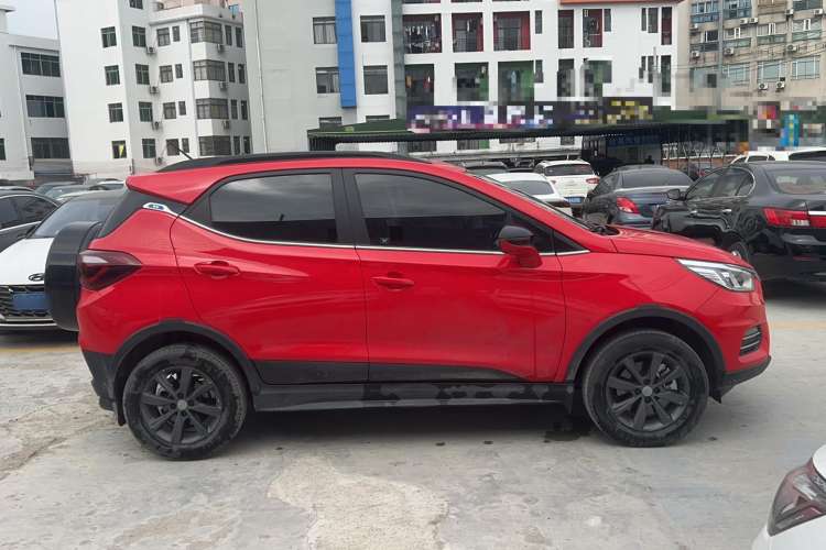 Used BYD Yuan New Energy 2018 EV360 Smart Connect Cool Edition Exterior 2
