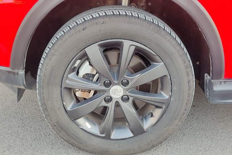 Used BYD Yuan New Energy 2018 EV360 Smart Connect Cool Edition Exterior 4
