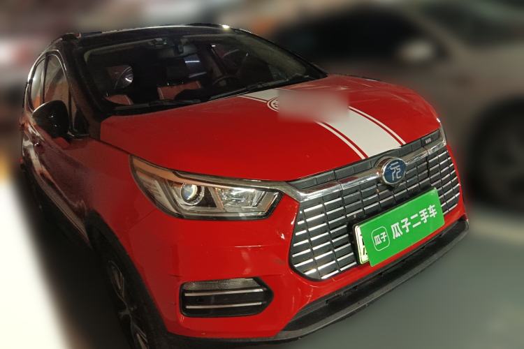 Used BYD Yuan New Energy 2018 EV360 Smart Connected Cool Model Front Right 45 Deg