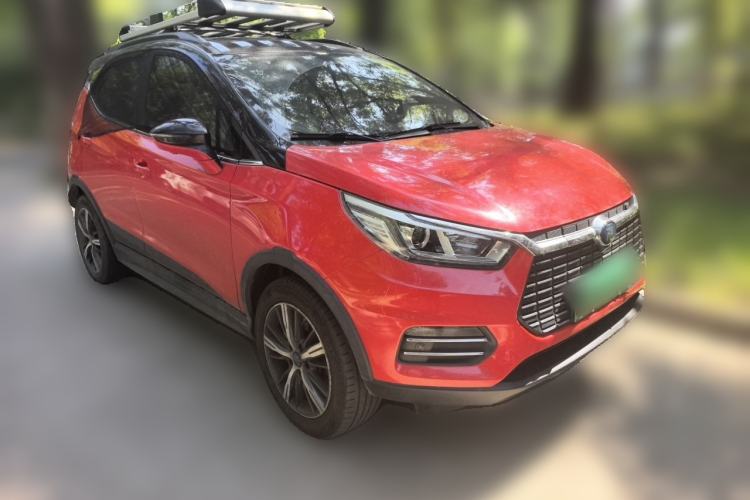 Used BYD Yuan New Energy 2018 EV360 Smart Connected Cool Model Front Right 45 Deg