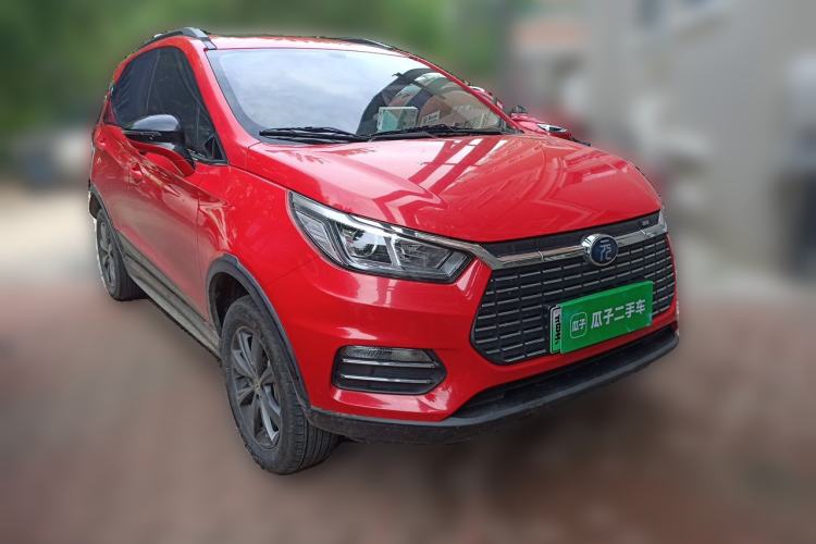 Used BYD Yuan New Energy 2018 EV360 Smart Connect Cool Edition Front Right 45 Deg