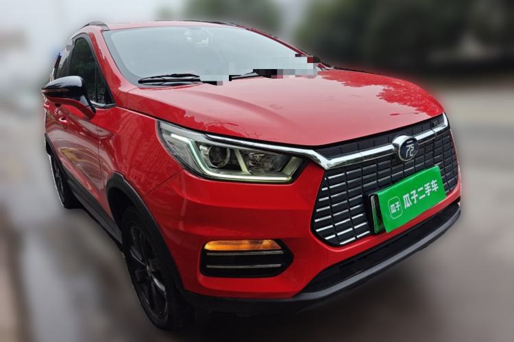 Used BYD Yuan New Energy 2018 EV360 Smart Connect Cool Edition Front Right 45 Deg