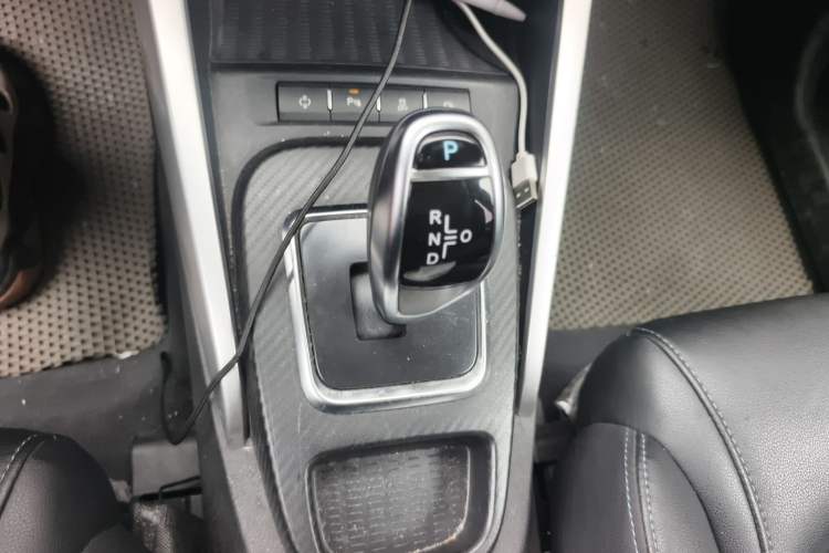 Used BYD Yuan New Energy 2018 EV360 Smart Connected Cool Model Gear Lever